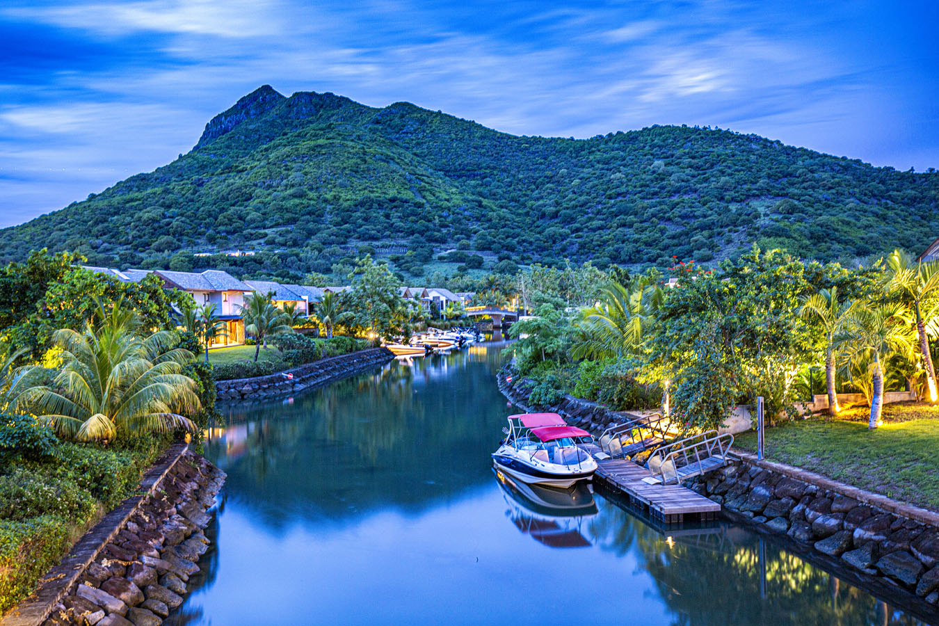 5 Bedroom Villa at the Balise Marina For Sale in Mauritius Luxury