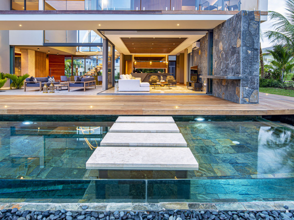 5 Bedroom Villa at the Balise Marina For Sale in Mauritius Luxury