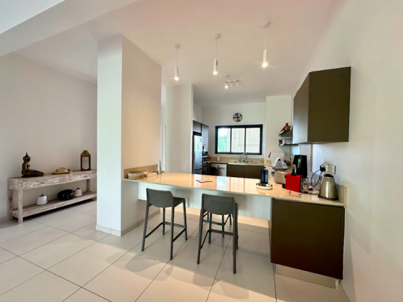 Penthouse For Rent at Pereybere Mauritius KI Residence