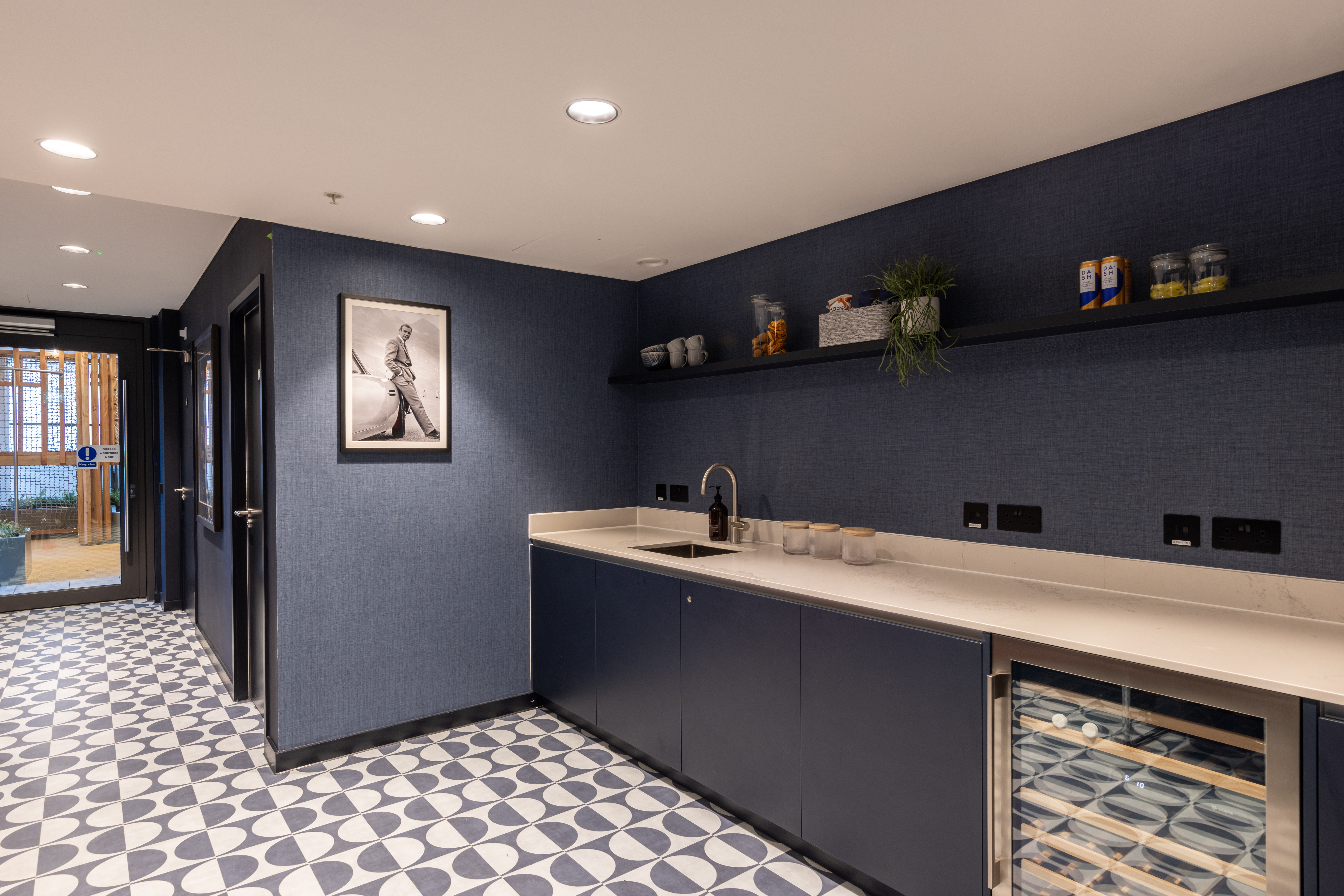 OTQ-Private-Media-Room-Kitchen-130 Penthouse – London, UK