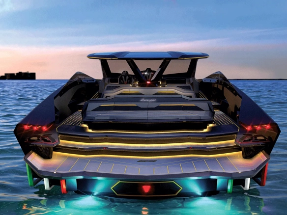 Yacht – Tecnomar for Lamborghini 63